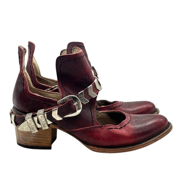 FREEBIRD BY STEVEN Blade Harness Ankle Bootie 6 Western Belt Burgundy Distressed - Picture 3 of 12